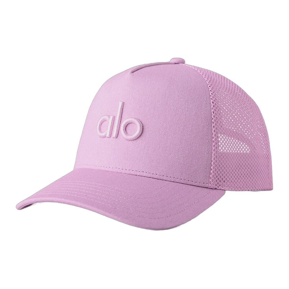 ALO Yoga NWT District Trucker Hat Candy Heart Pink Logo Baseball Cap One Size